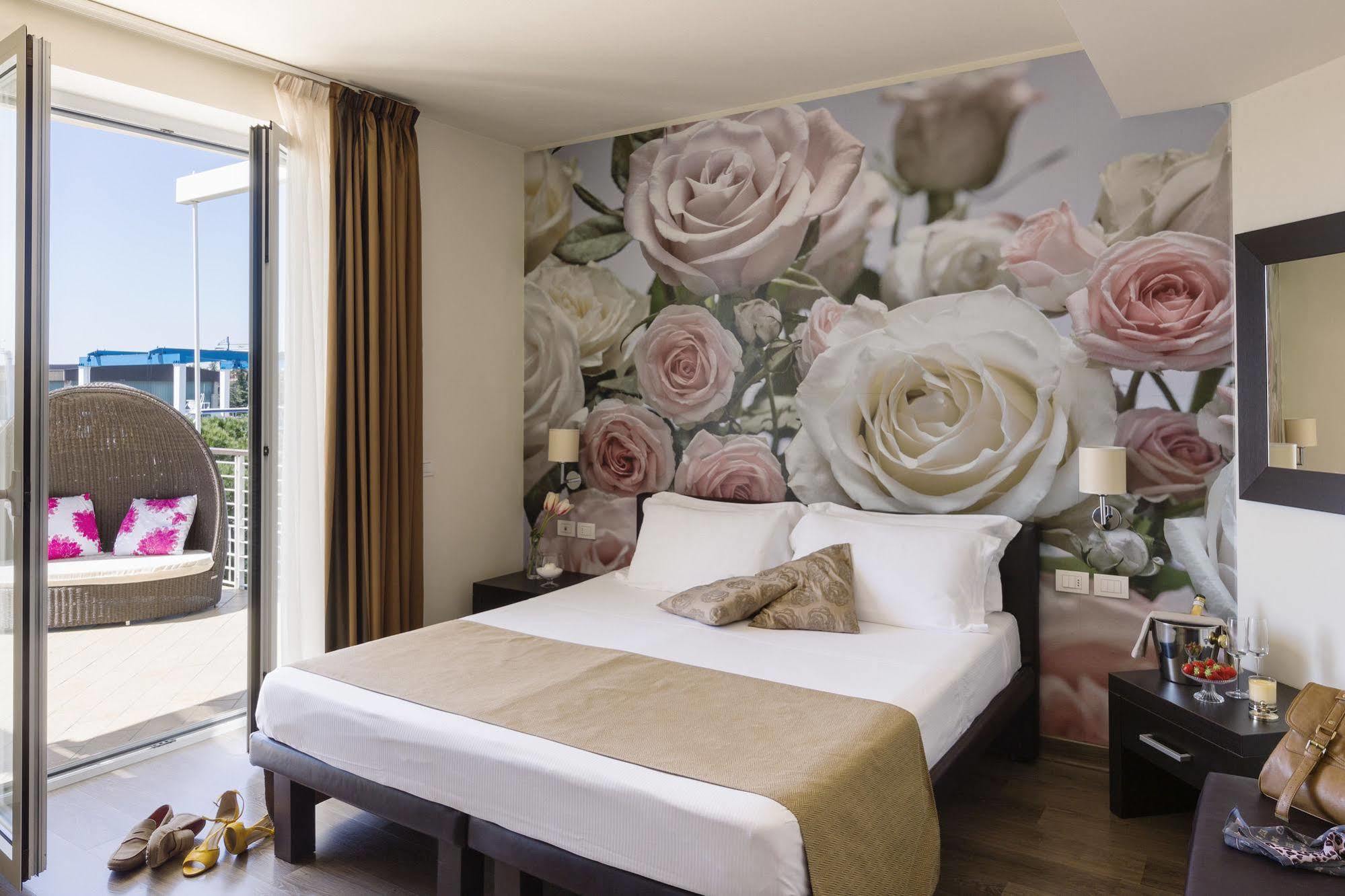 Hotel Acquadolce เปสเคียรา เดล การ์ดา ภายนอก รูปภาพ